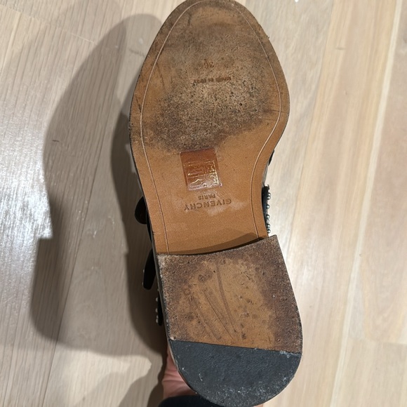 100% authentic Givenchy multi-strap studded boots - Picture 3 of 5